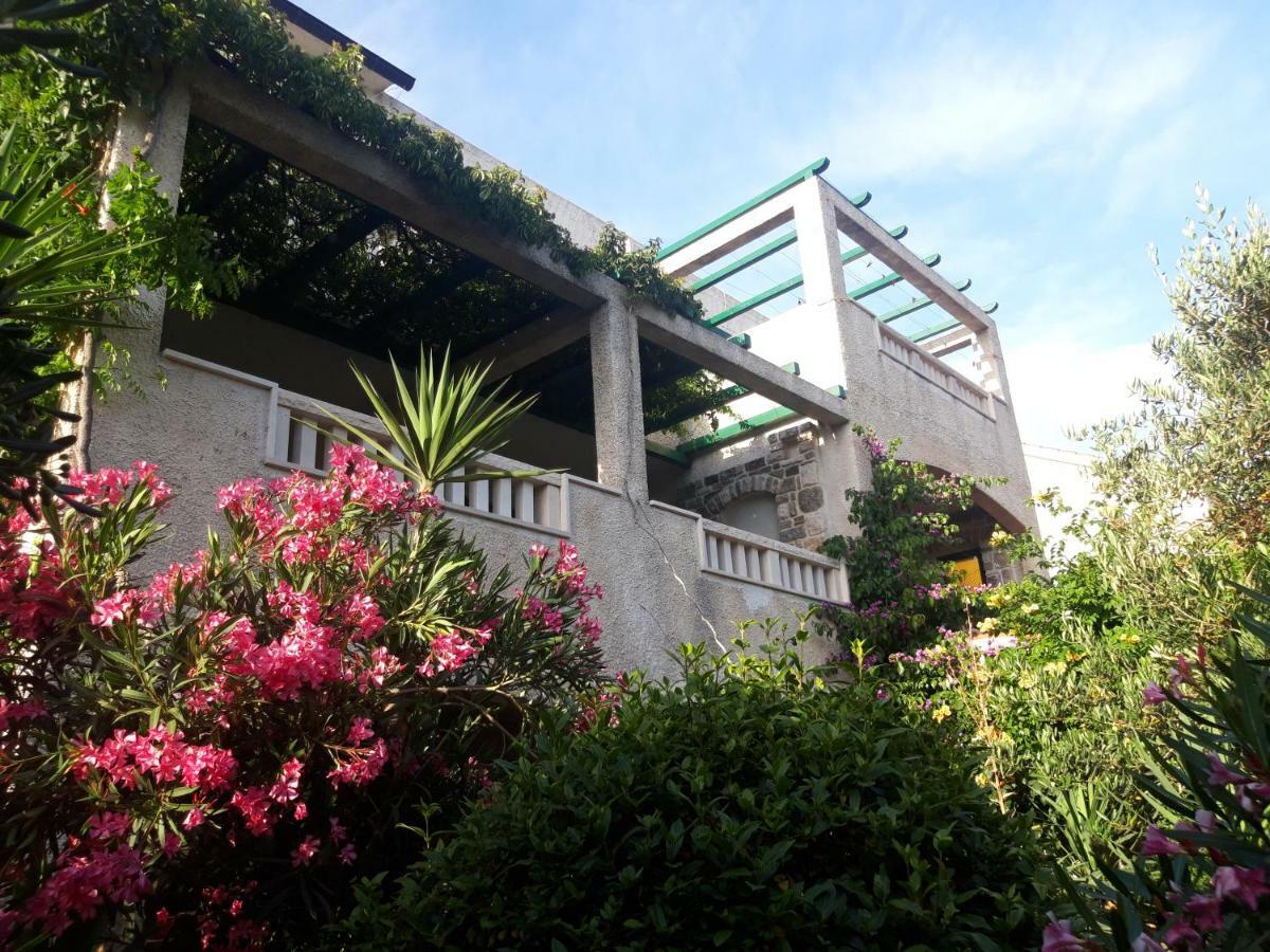 בול Apartments Radic מראה חיצוני תמונה